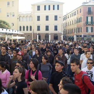 Gli studenti in piazza Sisto