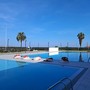 Accessibilità alla vasca all'aperto della piscina Zanelli, corretto l'annuncio. Il Comune: "Nessun problema per le persone con disabilità"
