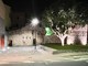 Borghetto S. Spirito, la piazzetta di Torre Rossa risplende con gli antichi basoli in pietra del centro storico (FOTO)