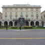 Savona, lettera al direttore: "In piazza Mameli cartelli, bandiere e striscioni che minano l’integrità ed il prestigio del monumento" Savona, lettera al direttore: "In piazza Mameli cartelli, bandiere e striscioni che minano l’integrità ed il prestigio del monumento"