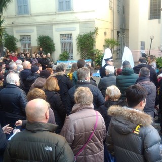Presentato il Presepe degli Abissi, statue visibili ad Albisola Capo Presentato il Presepe degli Abissi, statue visibili ad Albisola Capo