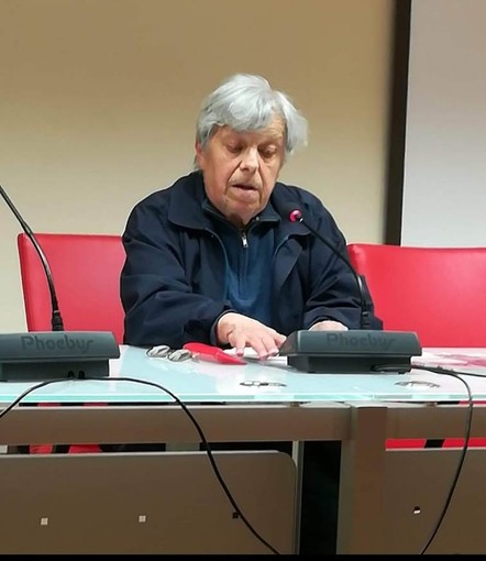 "Chi si aspettava che nella serata dal titolo '1943: dalla caduta del governo all'armistizio' si parlasse di politica, è rimasto deluso" "Chi si aspettava che nella serata dal titolo '1943: dalla caduta del governo all'armistizio' si parlasse di politica, è rimasto deluso"