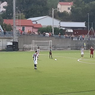 "Chiuso il ponte dei portoghesi" di fronte al campo Picasso di Quiliano: ordinanza della polizia locale "Chiuso il ponte dei portoghesi" di fronte al campo Picasso di Quiliano: ordinanza della polizia locale