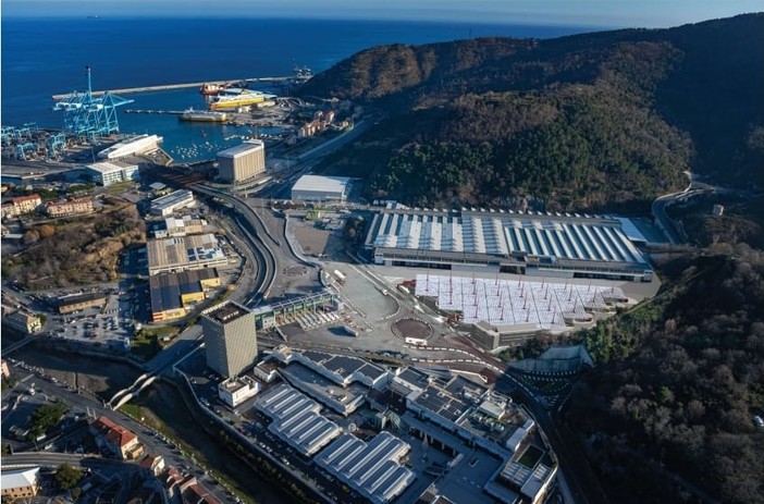 Nuovo autoparco per mezzi pesanti all'interno dell'interporto VIO. Sindaco Gilardi: "Potrebbe risolvere il problema delle soste selvagge sul territorio"