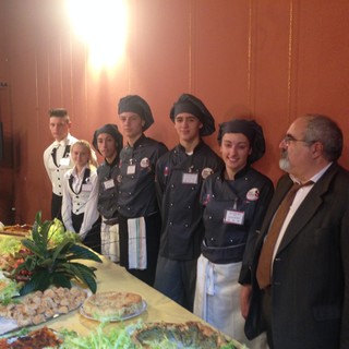 Expo Scuola 2015 fa tappa a Pieve di Teco con l’assessore regionale Barbagallo. Expo Scuola 2015 fa tappa a Pieve di Teco con l’assessore regionale Barbagallo.