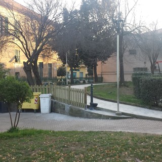 Albenga, i parchi gioco di Vadino e Leca si rifanno il look