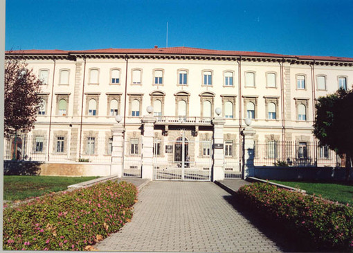 Nuovo carcere a Cairo, Melis (M5S) risponde al sindaco Briano: "Impensabile realizzarlo nella scuola penitenziaria" Nuovo carcere a Cairo, Melis (M5S) risponde al sindaco Briano: "Impensabile realizzarlo nella scuola penitenziaria"