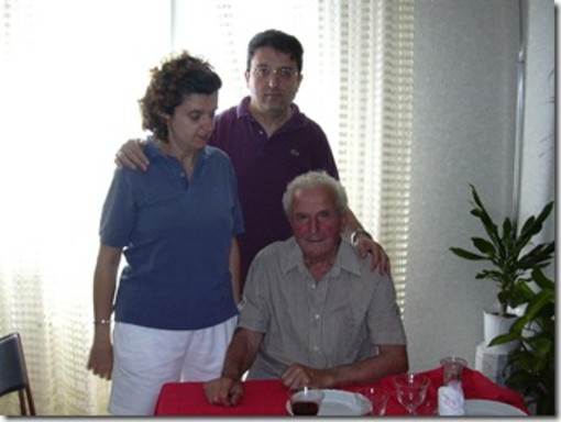 Ultimo saluto al partigiano Faroppa Ultimo saluto al partigiano Faroppa