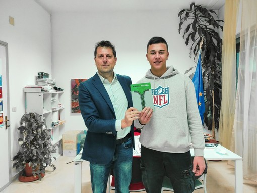 Savona, gli studenti del Ferraris Pancaldo realizzano il libro "Amore è Sutura"