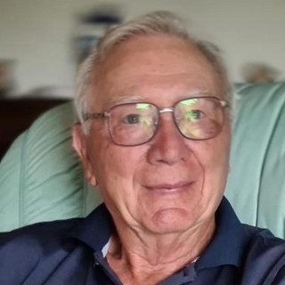 Finale saluta per l'ultima volta lo storico albergatore ed ex assessore "Pino" Chillemi