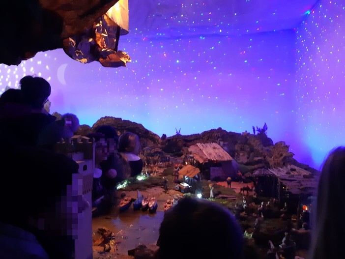 Visita al "Presepe in riva al mare" di Assonautica e lezione di ecologia per cinquantasei alunni della scuola primaria "Colombo" di Savona