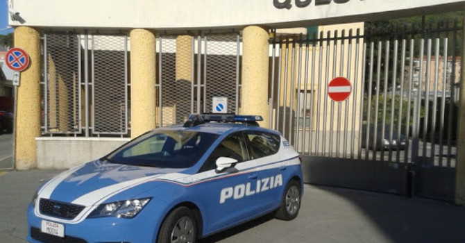 Ricercato dalle autorità tedesche, moldavo arrestato dalla Squadra Mobile: è stato trovato in una struttura ricettiva di Bergeggi Ricercato dalle autorità tedesche, moldavo arrestato dalla Squadra Mobile: è stato trovato in una struttura ricettiva di Bergeggi