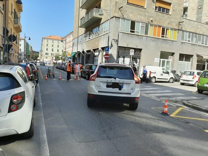 Sta per riaprire al traffico piazza Giulio II a Savona: da martedì 12 novembre via al rifacimento della segnaletica Sta per riaprire al traffico piazza Giulio II a Savona: da martedì 12 novembre via al rifacimento della segnaletica