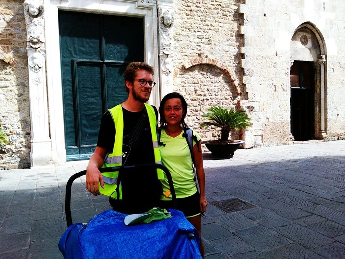 "PieRoad" e Camilla: passa per Albenga il cammino dei "Pellegrini del XXI Secolo"