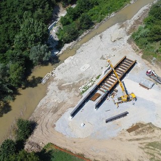 Cairo, nuovo ponte dei Chinelli: la struttura metallica prende forma