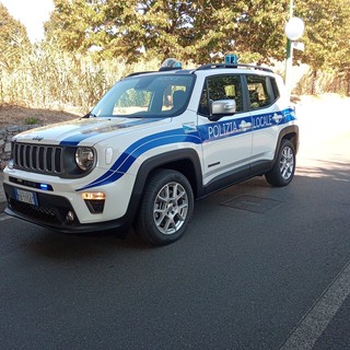 Borghetto, parco mezzi più "green" per la Polizia locale: in servizio una nuova vettura ibrida