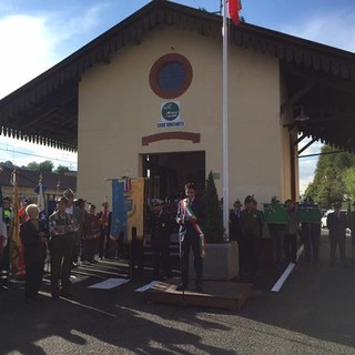 Cairo Montenotte scopre una stele in memoria degli agenti della scorta di Aldo Moro