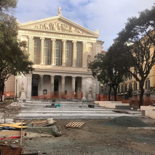 Ritardi nel cantiere di Piazza Diaz, Santi: "Dopo due anni ancora in queste condizioni". Assessore Parodi: "Entro un mese e mezzo il fine lavori"