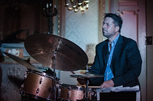 Piergiorgio Marchesini Jazz Concert al bar della stazione di Alassio Piergiorgio Marchesini Jazz Concert al bar della stazione di Alassio