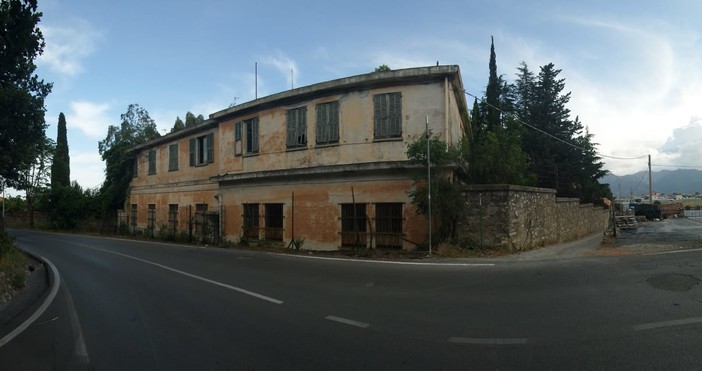 Un CIE in ogni Regione, Nucera: "CIE, un'occasione economica, ma non ad Albenga"