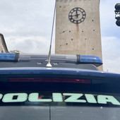 Tenta di dare uno schiaffo ad un bambino e alla mamma e colpisce con un calcio un cane. Il genitore: "Sto ancora tremando di paura" Tenta di dare uno schiaffo ad un bambino e alla mamma e colpisce con un calcio un cane. Il genitore: "Sto ancora tremando di paura"
