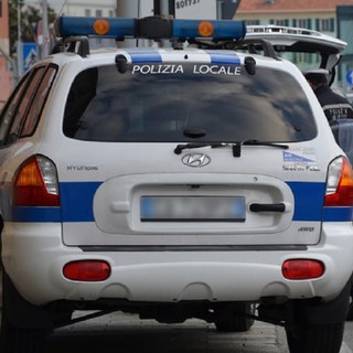Savona, cambia la segnaletica dei parcheggi e scattano le multe: "Non hanno avvisato per tempo gli utenti" Savona, cambia la segnaletica dei parcheggi e scattano le multe: "Non hanno avvisato per tempo gli utenti"