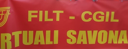 A Savona la nave degli armamenti respinta a Livorno? La Filt Cgil: "Pronti a impedire il trasporto di materiale bellico destinato al Medio Oriente"