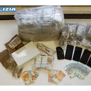 Savona, sei arresti per detenzione e spaccio di droga, sequestrati 32 chili di hashish