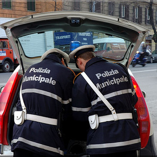 Savona: automobilista ubriaco denunciato dai vigili