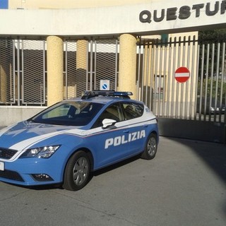 Savona, controlli della Polizia di Stato: due denunciati