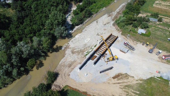 Cairo, nuovo ponte dei Chinelli: la struttura metallica prende forma