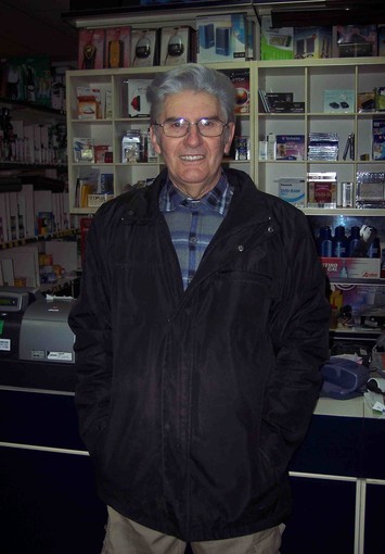 E' un commerciante di Carcare candidato alla poltrona di sindaco di Altare