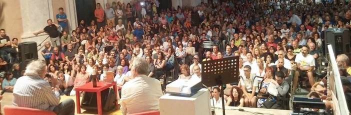 Libertà, incontro e rinascita. Da lunedì 13 luglio torna ad Albissola "Parole Ubikate in mare" Libertà, incontro e rinascita. Da lunedì 13 luglio torna ad Albissola "Parole Ubikate in mare"