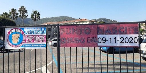 Punto Nascite del Santa Corona, il Comitato per la riapertura: "Tre anni di promesse vergognose"