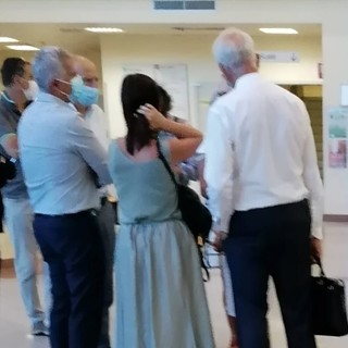 “Veniamo da Nizza e vogliamo fare dell’ospedale di Albenga una clinica privata”: l’ammissione di un gruppo di visitatori al Santa Maria di Misericordia “Veniamo da Nizza e vogliamo fare dell’ospedale di Albenga una clinica privata”: l’ammissione di un gruppo di visitatori al Santa Maria di Misericordia