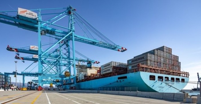 Riconversione industriale di Vado, incontro comune, operatori e sindacati: "Livello occupazionale che torna ad essere quello del 2011"