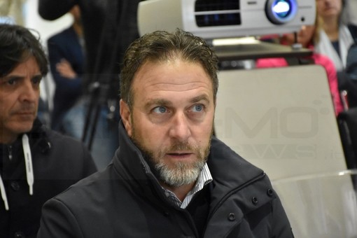 Pesca, vice presidente Piana: “No alla burocrazia-fesseria delle telecamere a bordo” Pesca, vice presidente Piana: “No alla burocrazia-fesseria delle telecamere a bordo”