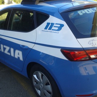 Alassio, maltratta i genitori anziani per avere soldi: 28enne arrestato dalla Polizia di Stato Alassio, maltratta i genitori anziani per avere soldi: 28enne arrestato dalla Polizia di Stato
