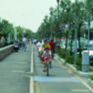 Il futuro deve arrivare in bicicletta in Provincia di Savona Il futuro deve arrivare in bicicletta in Provincia di Savona