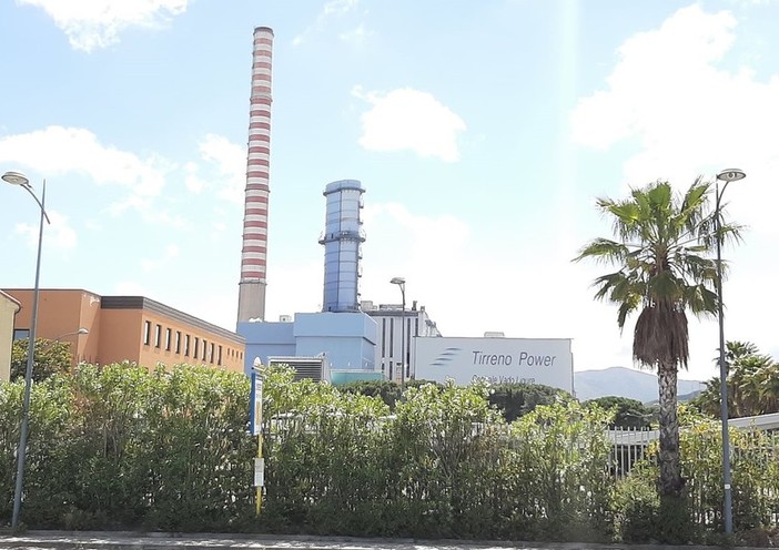 Centrale Tirreno Power, Cnr: "In 12 anni +49% mortalità". L'azienda: "Dati confutati" Centrale Tirreno Power, Cnr: "In 12 anni +49% mortalità". L'azienda: "Dati confutati"