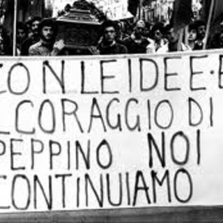 La lotta alla mafia sul muretto dei Fieui di caruggi di Albenga