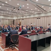 Agcom: "L'evento 'Patto per le infrastrutture' organizzato in Provincia viola il divieto di comunicazione istituzionale"