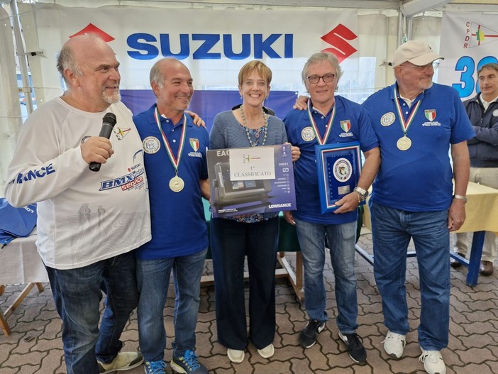 I pescatori del una Club Riviera dei Fiori di Alassio si aggiudicano il campionato italiano di traina costiera I pescatori del una Club Riviera dei Fiori di Alassio si aggiudicano il campionato italiano di traina costiera
