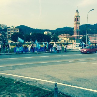 Cairo Montenotte, sit-in di protesta della Polizia Penitenziaria:"Ci stanno togliendo la dignità"