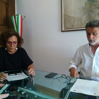 Raccolta differenziata a Pietra, il sindaco lancia un appello alla cittadinanza: "Cosi non va" (VIDEO)