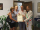 Pietra: quarant'anni di fedeltà, il Sindaco premia i turisti