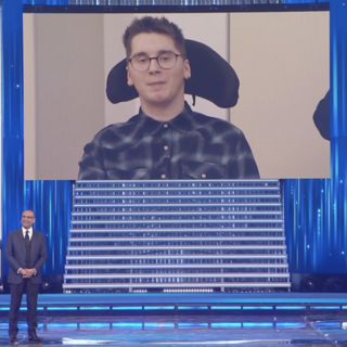 Tetraplegico dopo un pugno, l'albenganese Paolo Sarullo porta la lotta alla violenza e al bullismo sul palco dell’Ariston