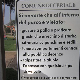 Ceriale un parco giochi fatto di divieti in via Orti del Largo