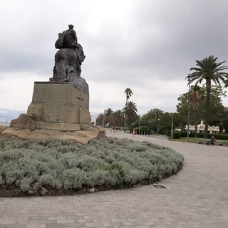 Savona, accoltellato alla gamba: magrebino in codice rosso al San Paolo