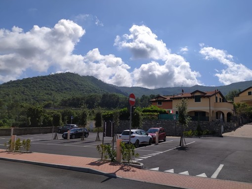 Villanova d'Albenga ricorda don Pietro Enrico, trucidato dai nazifascisti, dedicandogli una piazza Villanova d'Albenga ricorda don Pietro Enrico, trucidato dai nazifascisti, dedicandogli una piazza